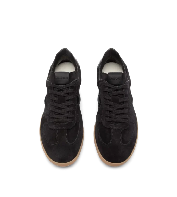 Baskets en daim T Baskets en daim T