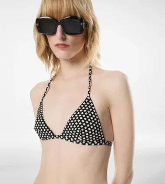 Bikini triangle