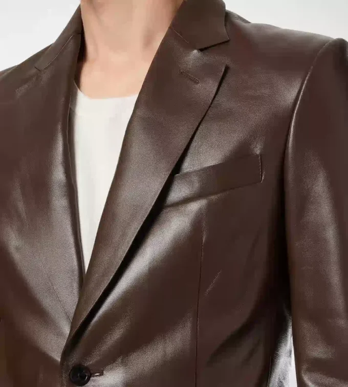 Blazer sur mesure en cuir nappa plongé souple Blazer sur mesure en cuir nappa plongé souple