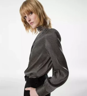 Blouse en soie à manches longues, col en V et lavallière