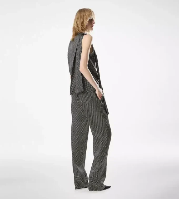Blouse sans manches en soie Lavallière Blouse sans manches en soie Lavallière