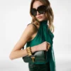 Blouse sans manches à lavallière Blouse sans manches à lavallière