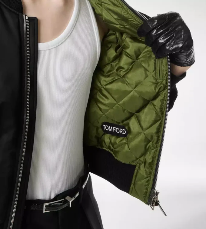 Bomber en satin de soie Bomber en satin de soie