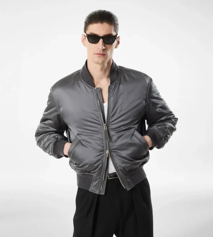 Bomber en satin de soie Bomber en satin de soie