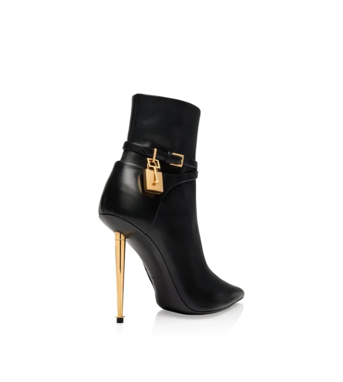 Bottines en cuir avec cadenas Bottines en cuir avec cadenas