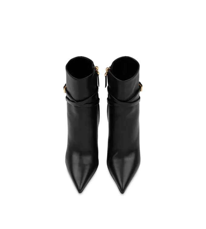 Bottines en cuir avec cadenas Bottines en cuir avec cadenas