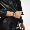 Bracelet à boucle en cuir grainé souple Bracelet à boucle en cuir grainé souple