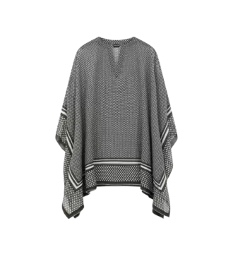 Caftan court
