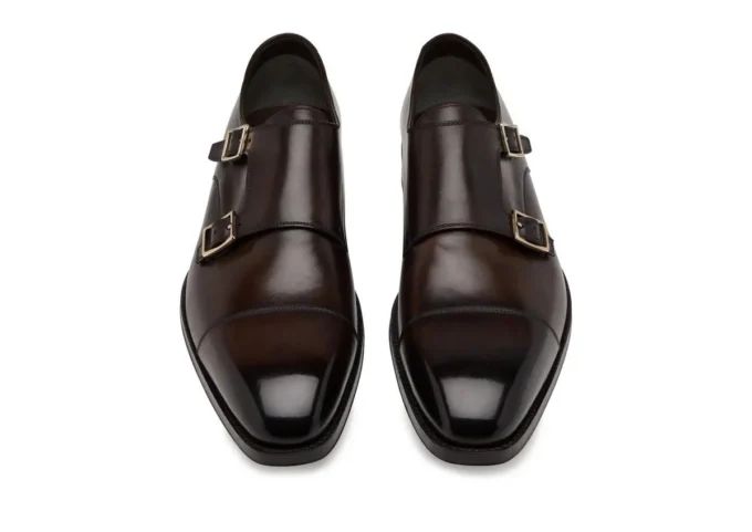 Chaussures à bride Elkan en cuir bruni