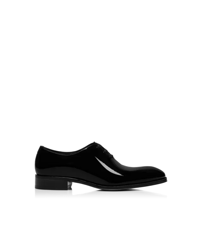 Chaussures de soirée Vincent en cuir verni à lacets Chaussures de soirée Vincent en cuir verni à lacets
