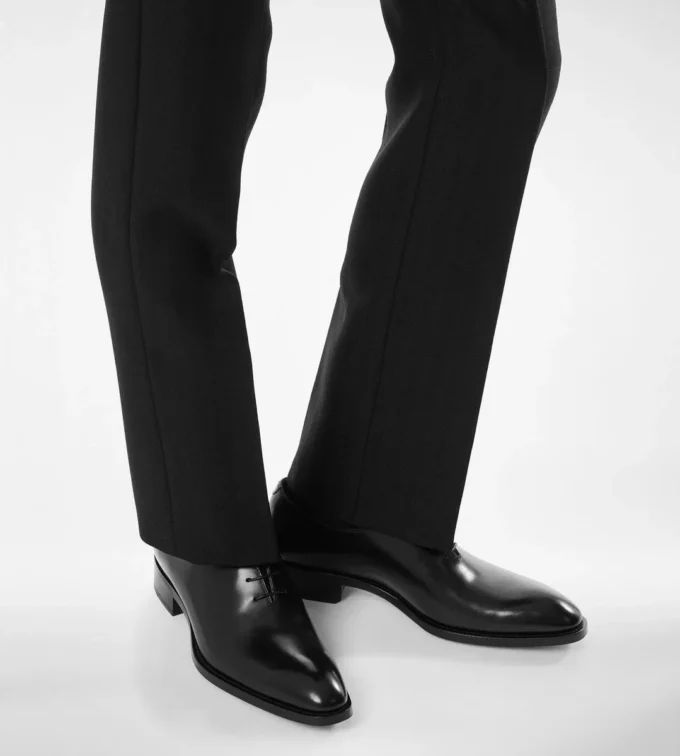 Chaussures à lacets en cuir bruni Chaussures à lacets en cuir bruni
