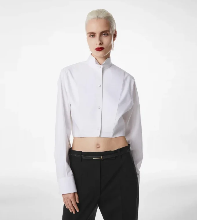 Chemise courte en popeline de coton et soie mélangés Chemise courte en popeline de coton et soie mélangés