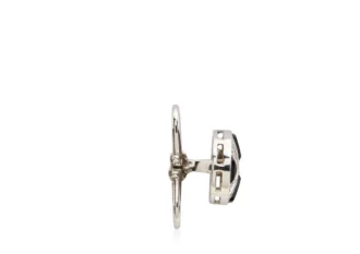 Clous d&rsquo;oreilles ronds en diamant et onyx