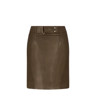 Jupe crayon en cuir au-dessus du genou