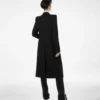 Manteau de soirée double face en laine légère à simple boutonnage Manteau de soirée double face en laine légère à simple boutonnage