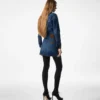 Mini-jupe en denim délavé Mini-jupe en denim délavé