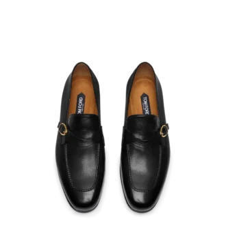 Mocassins à boucle et bande torsadée Gigi en cuir grainé souple