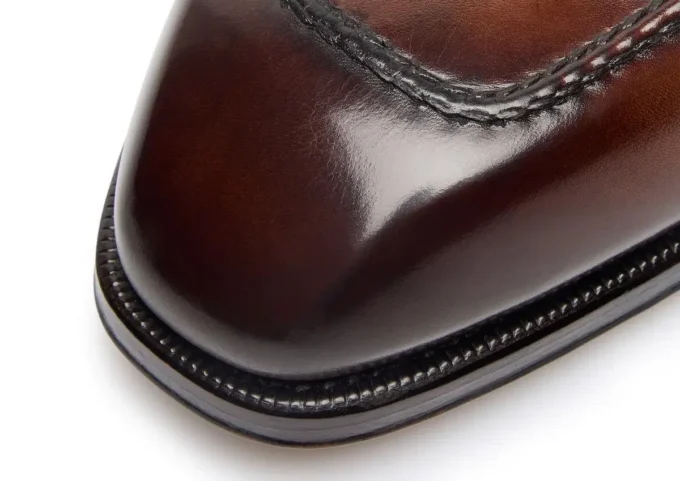 Mocassins Elkan à bande torsadée en cuir bruni