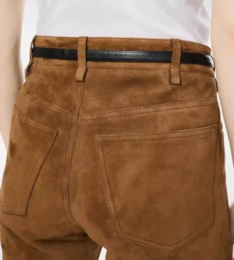 Pantalon cinq poches en cuir d&rsquo;agneau pleine fleur avec logo Tf gravé