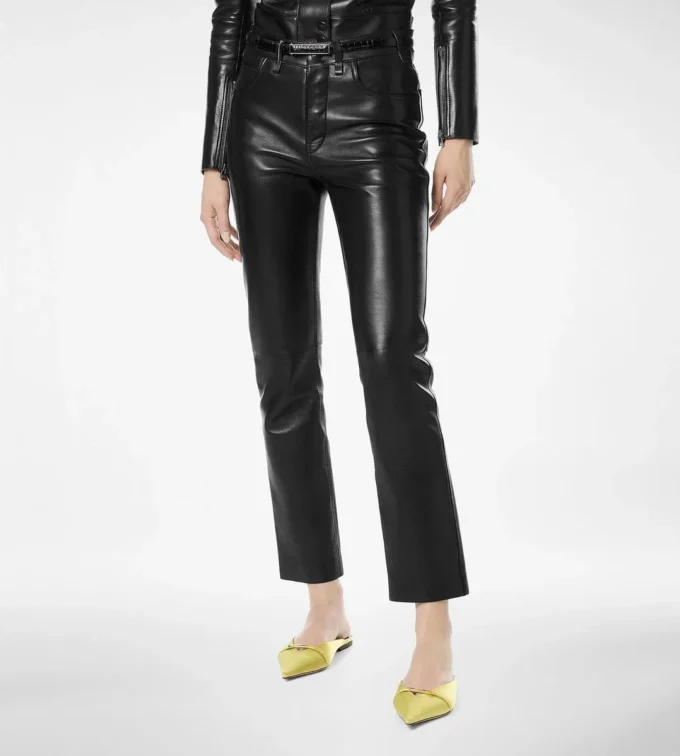 Pantalon cinq poches en cuir nappa avec logo Tf gravé Pantalon cinq poches en cuir nappa avec logo Tf gravé