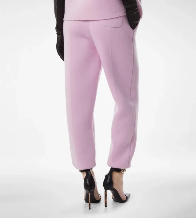 Pantalon de jogging sculptural en mélange de cachemire ultrafin Pantalon de jogging sculptural en mélange de cachemire ultrafin