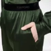 Pantalon de pyjama en satin de soie extensible