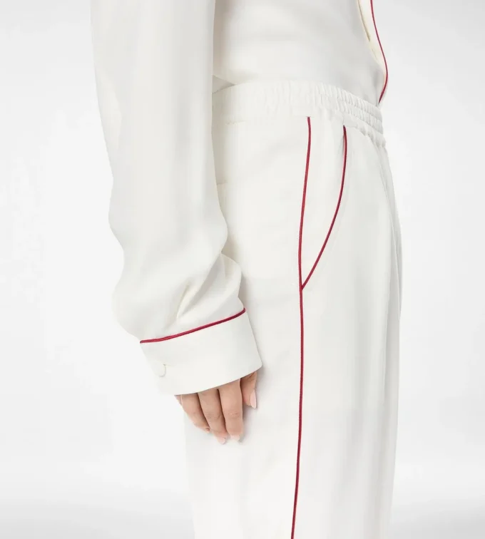Pantalon de pyjama en twill de soie avec passepoil Pantalon de pyjama en twill de soie avec passepoil