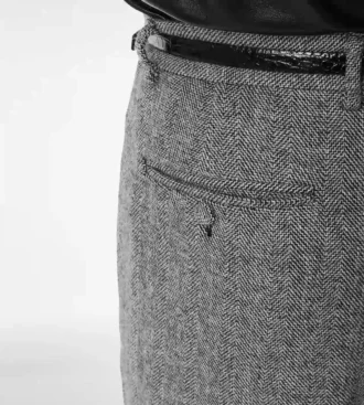 Pantalon double fente à chevrons en peau de requin