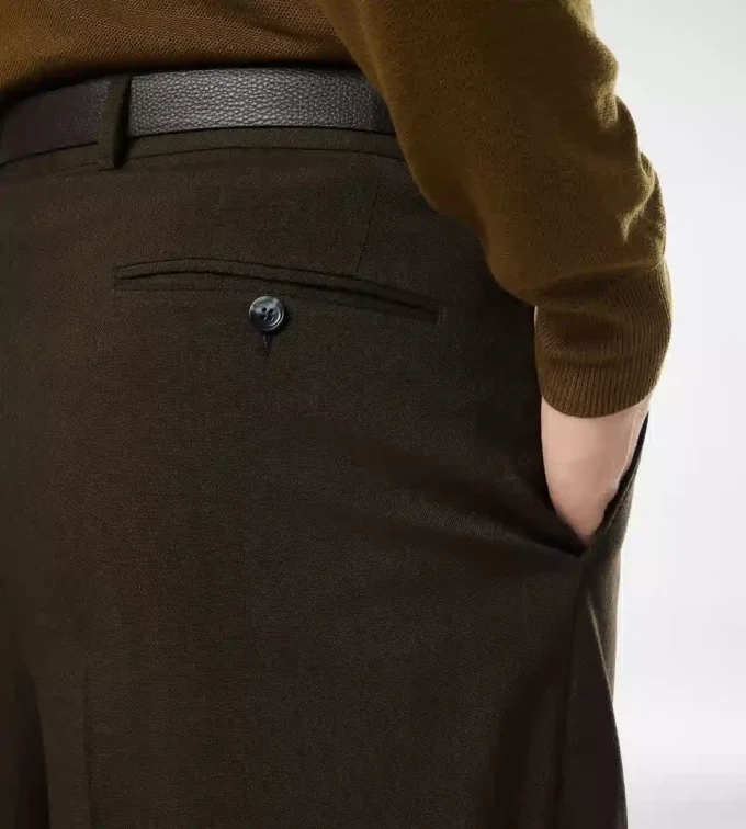 Pantalon à double pli en laine, cachemire et soie Pantalon à double pli en laine, cachemire et soie