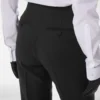 Pantalon droit de smoking ajusté en laine et soie mélangées Pantalon droit de smoking ajusté en laine et soie mélangées
