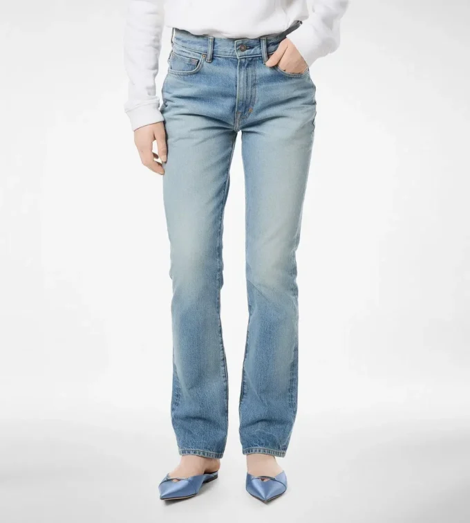 Pantalon droit en denim délavé à la pierre Pantalon droit en denim délavé à la pierre