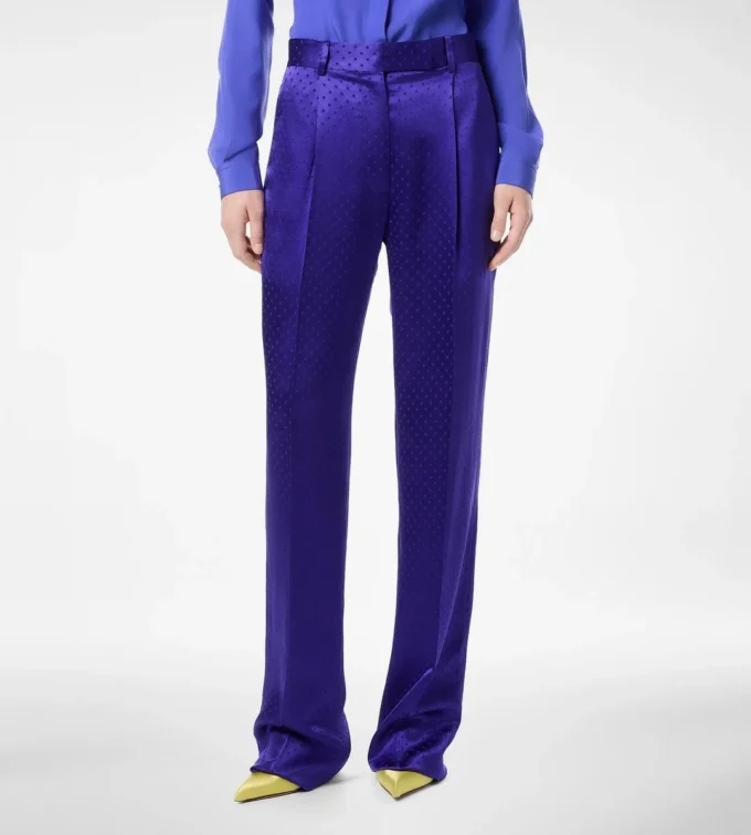 Pantalon droit plissé en jacquard à pois Pantalon droit plissé en jacquard à pois