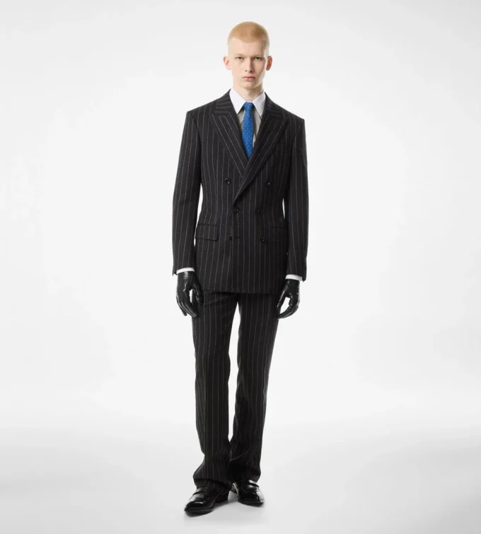 Pantalon à fines rayures Pantalon à fines rayures