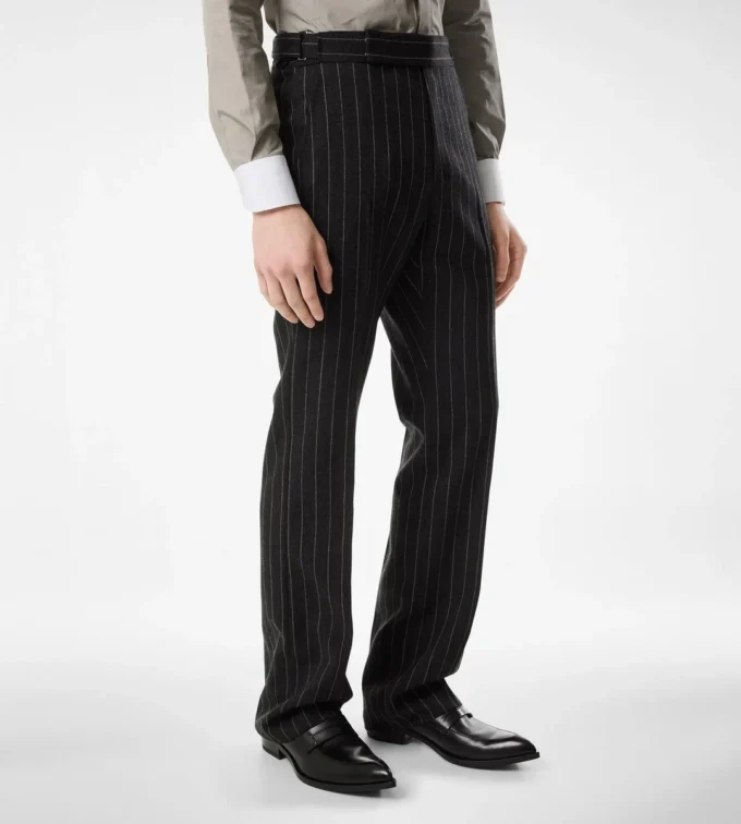 Pantalon à fines rayures Pantalon à fines rayures