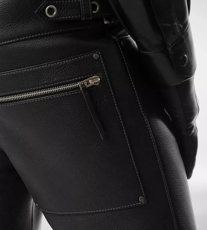 Pantalon motard en cuir grainé Pantalon motard en cuir grainé