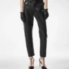 Pantalon motard en cuir grainé texturé Pantalon motard en cuir grainé texturé
