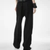 Pantalon plissé en laine élégante Pantalon plissé en laine élégante