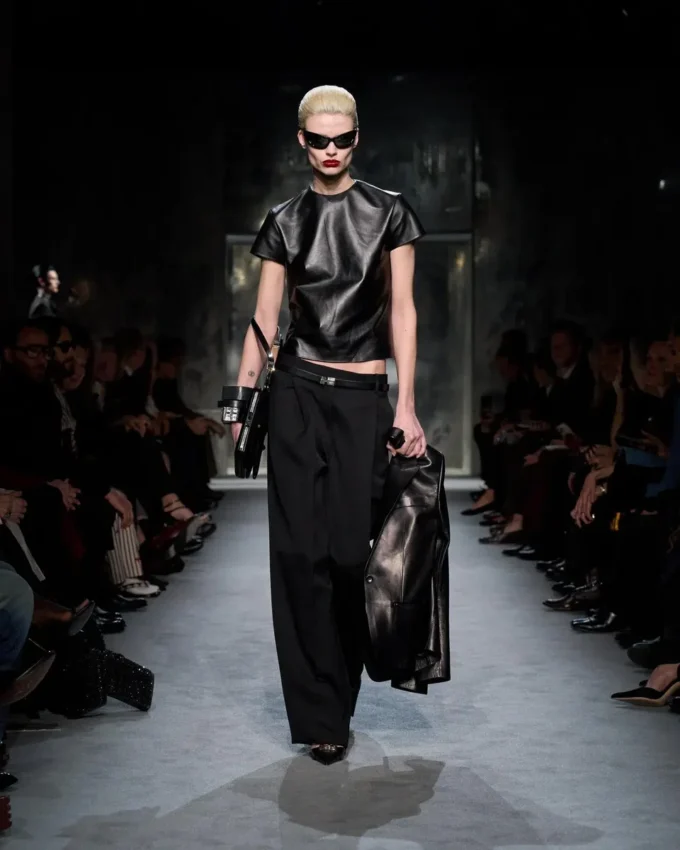 Veste croisée en cuir Guanteria soyeux Veste croisée en cuir Guanteria soyeux