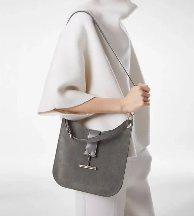 Petit sac à bandoulière Tara en cuir suédé Petit sac à bandoulière Tara en cuir suédé