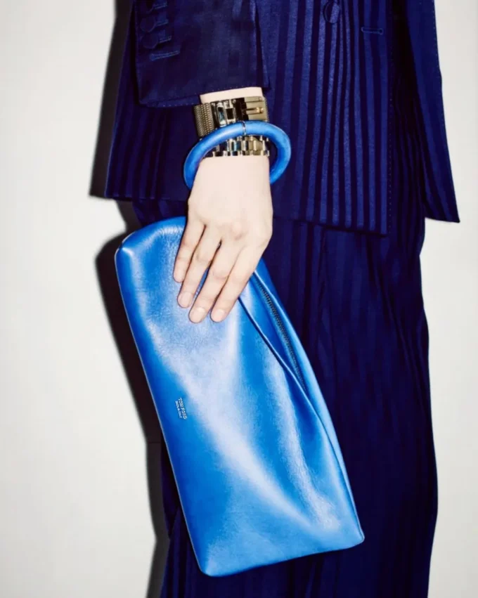 Pochette Aura en cuir nappa Pochette Aura en cuir nappa