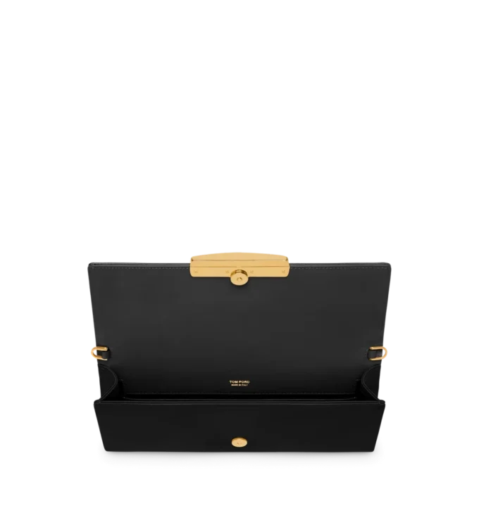 Pochette en satin