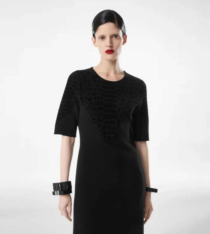 Robe à col rond en soie chenille gaufrée python Robe à col rond en soie chenille gaufrée python