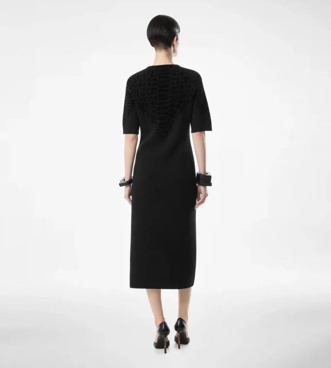 Robe à col rond en soie chenille gaufrée python Robe à col rond en soie chenille gaufrée python