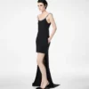 Robe de cocktail asymétrique sans manches avec broderies en cristaux Robe de cocktail asymétrique sans manches avec broderies en cristaux