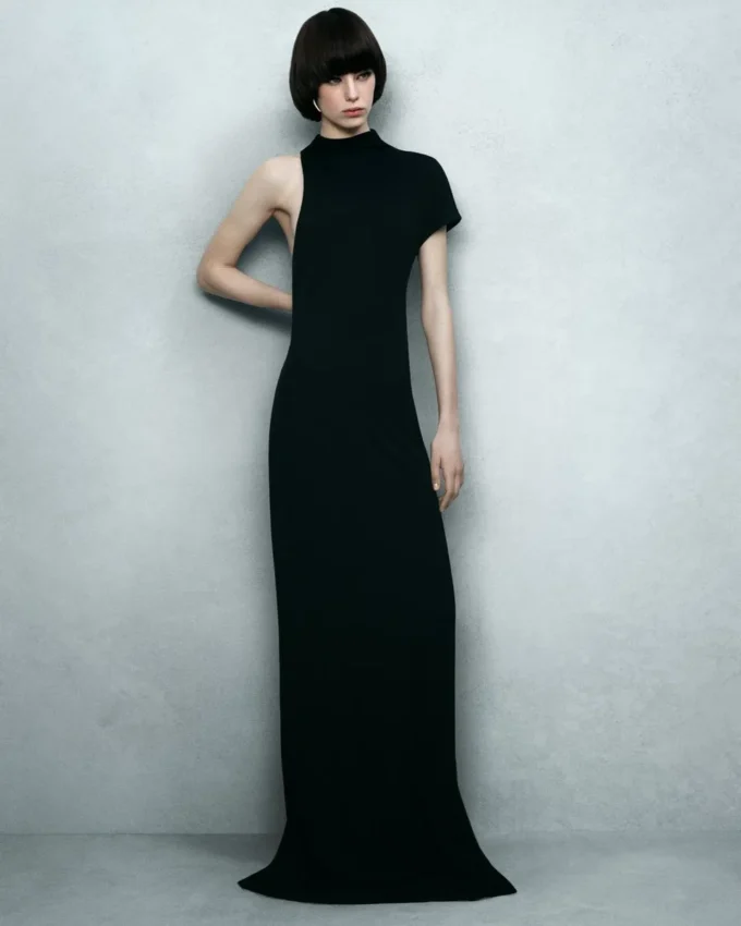 Robe de soirée asymétrique