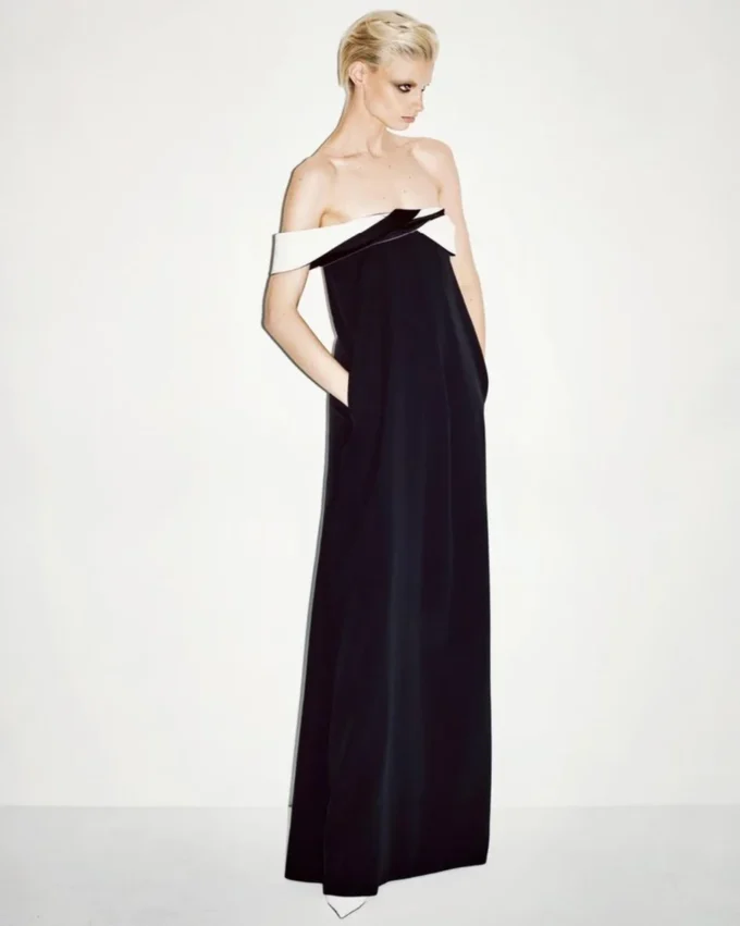 Robe de soirée asymétrique drapée en crêpe satiné