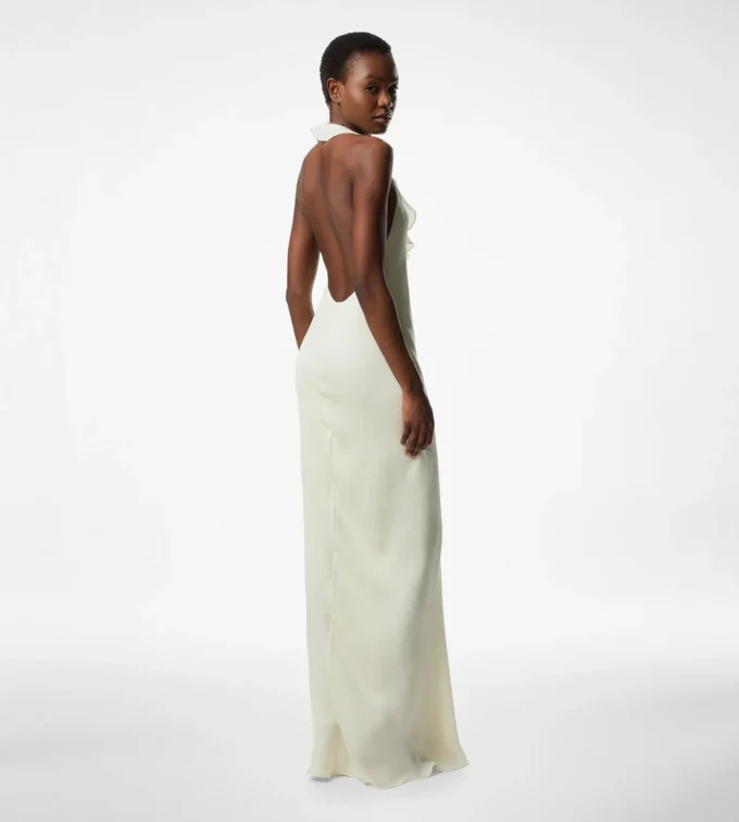 Robe de soirée dos nu avec volants