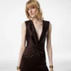 Robe de soirée en soie sans manches, décolleté en V profond et devant torsadé