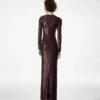 Robe de soirée à manches longues brodée effet croco