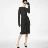 Robe longue à manches longues en soie imprimée sable avec détails en cuir Robe longue à manches longues en soie imprimée sable avec détails en cuir
